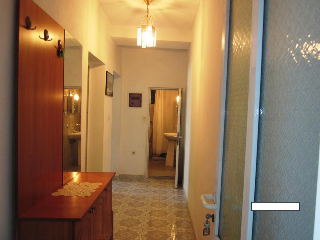 Guest House And Tavern Leo Saranda Kültér fotó