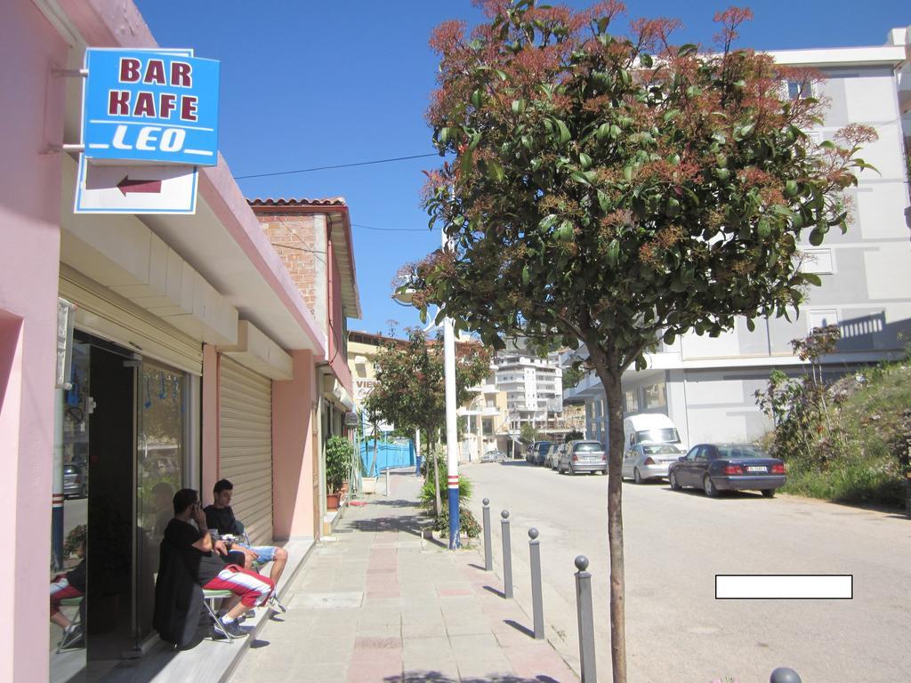 Guest House And Tavern Leo Saranda Kültér fotó