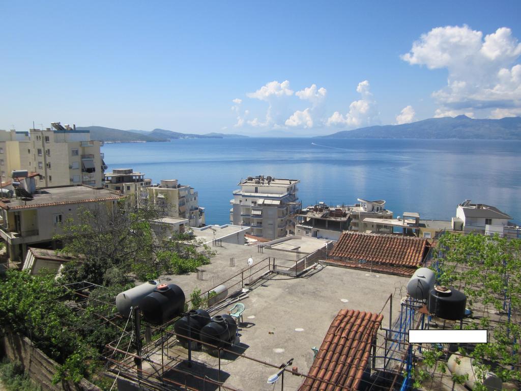 Guest House And Tavern Leo Saranda Kültér fotó